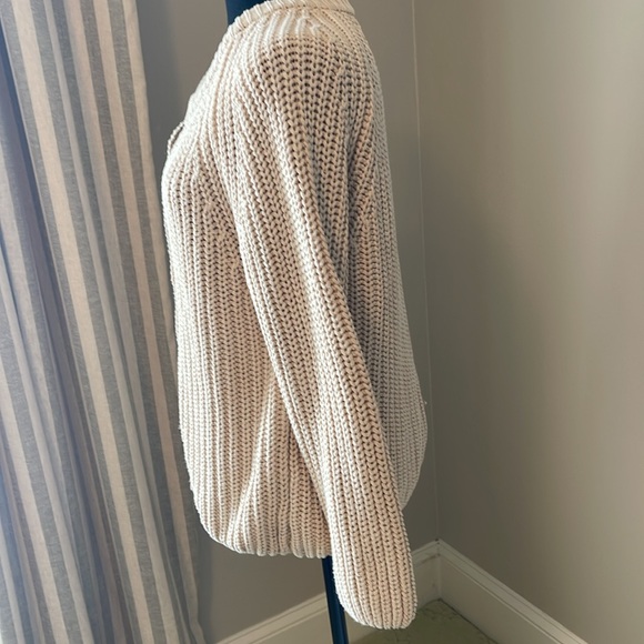 Sweater by ILLA ILLA in size medium - Picture 3 of 10